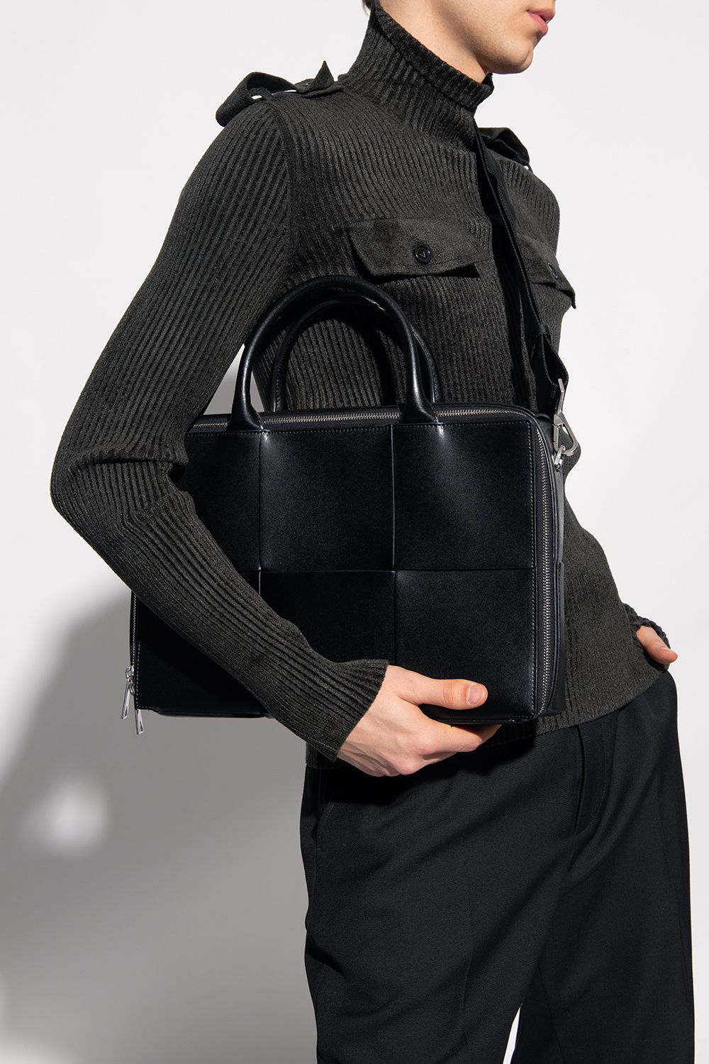 Bottega Veneta Shoulder bag with 'Intrecciato' weave | Men's Bags ...